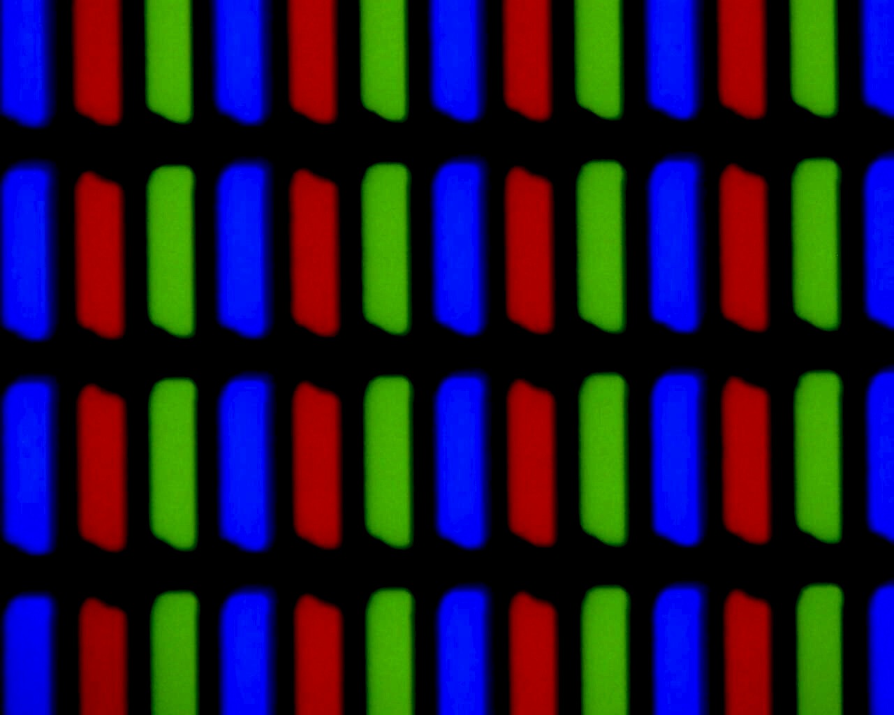 Рис. 2. Расположение субпикселей в TN-матрице